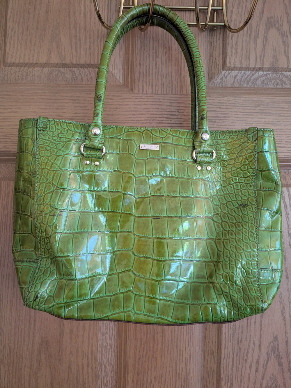 Kate Spade Knightsbridge Quinn Tote Apple Green Croc Embossed Patent Leather Bag